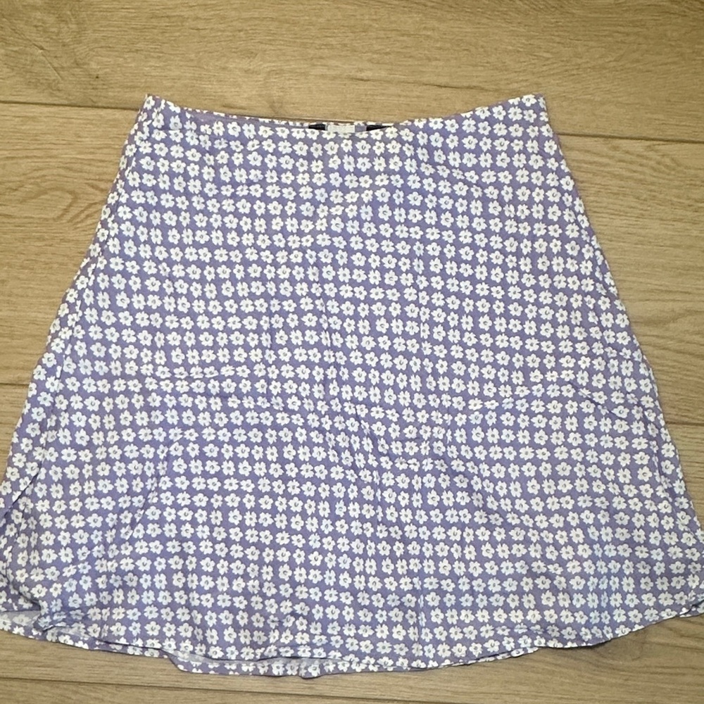 H&M Lavender Floral A-Line Skirt
